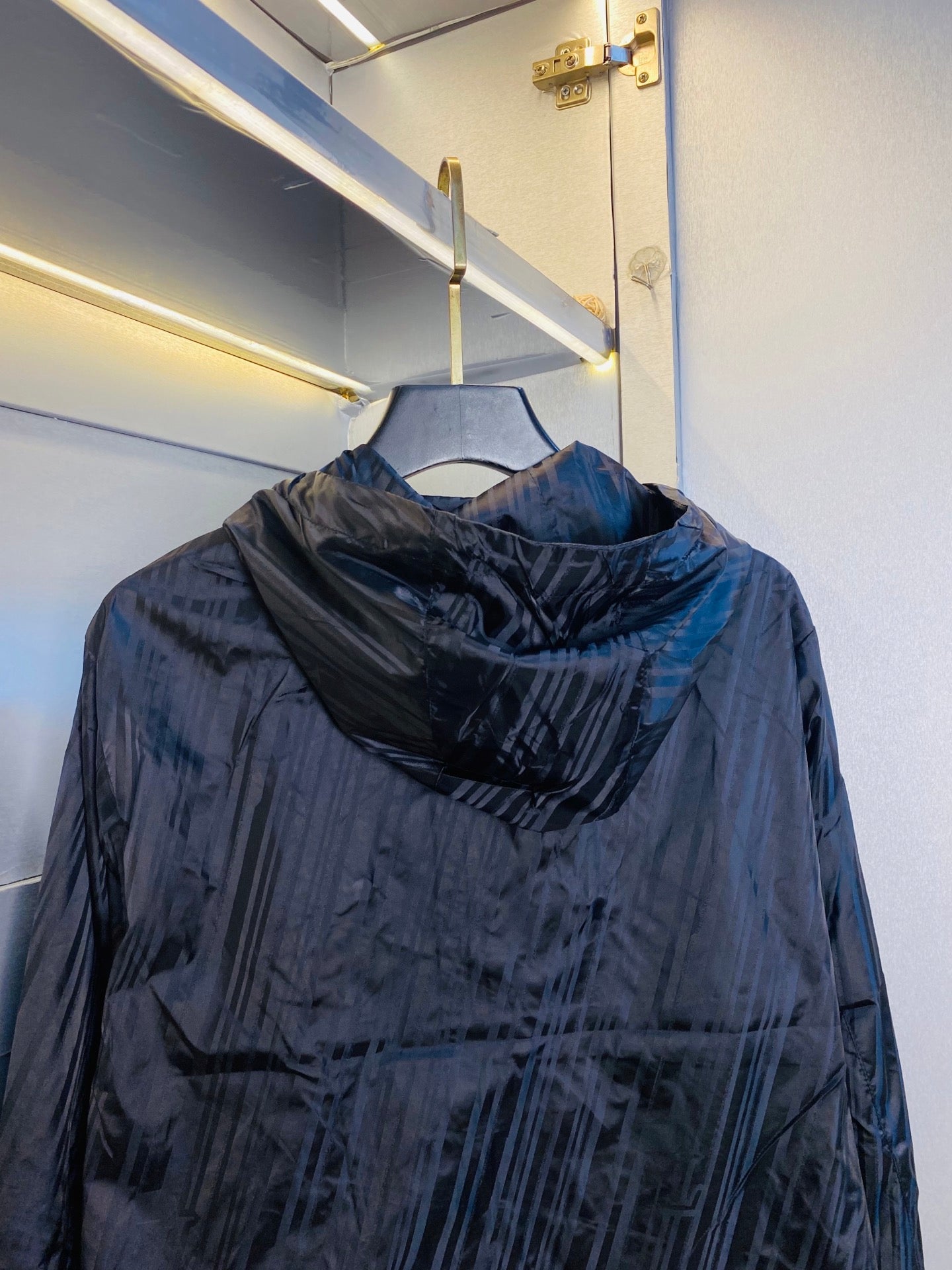 Outerwear, jacket, windproof coat