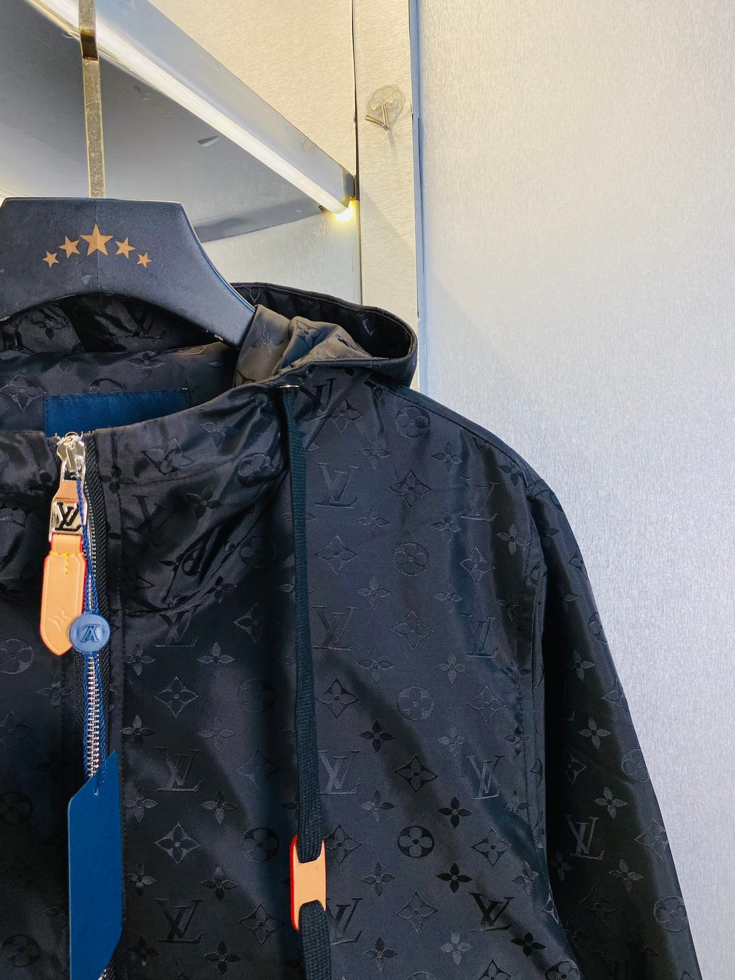 Outerwear, jacket, windproof coat