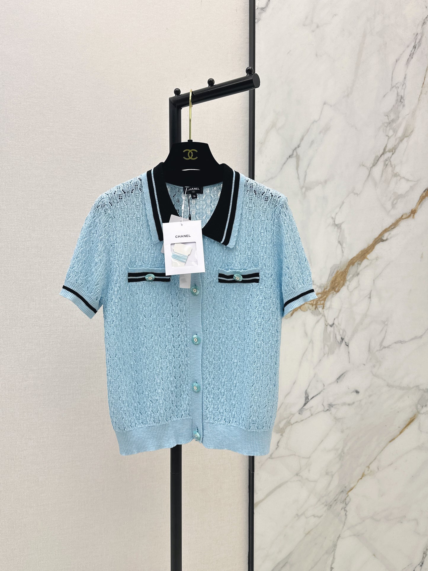 26SS — New Age-Reducing Collared Knit Sweater