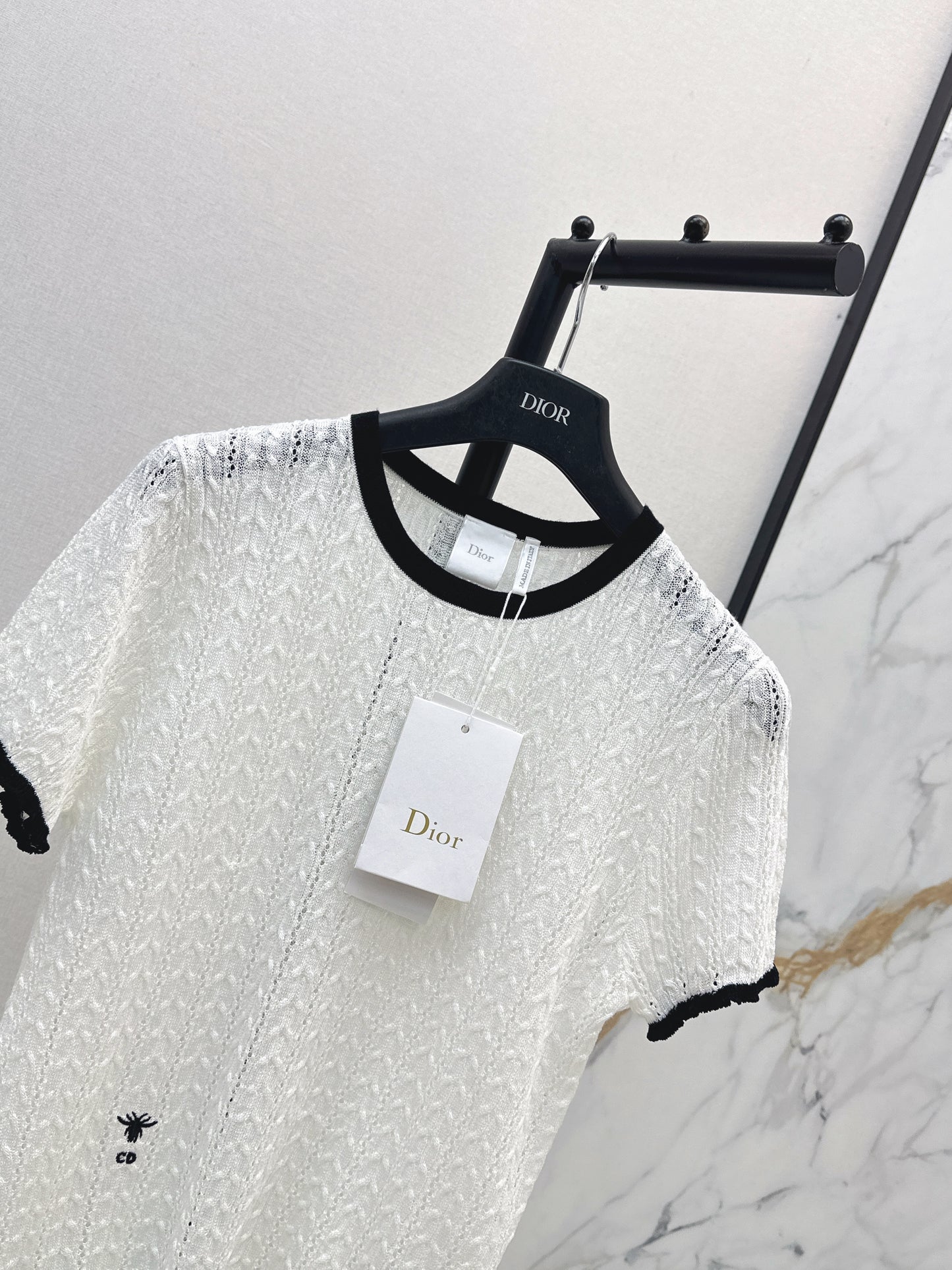 2026 New Color-Blocked Trim Hollow-Out Crew Neck Knit Sweater