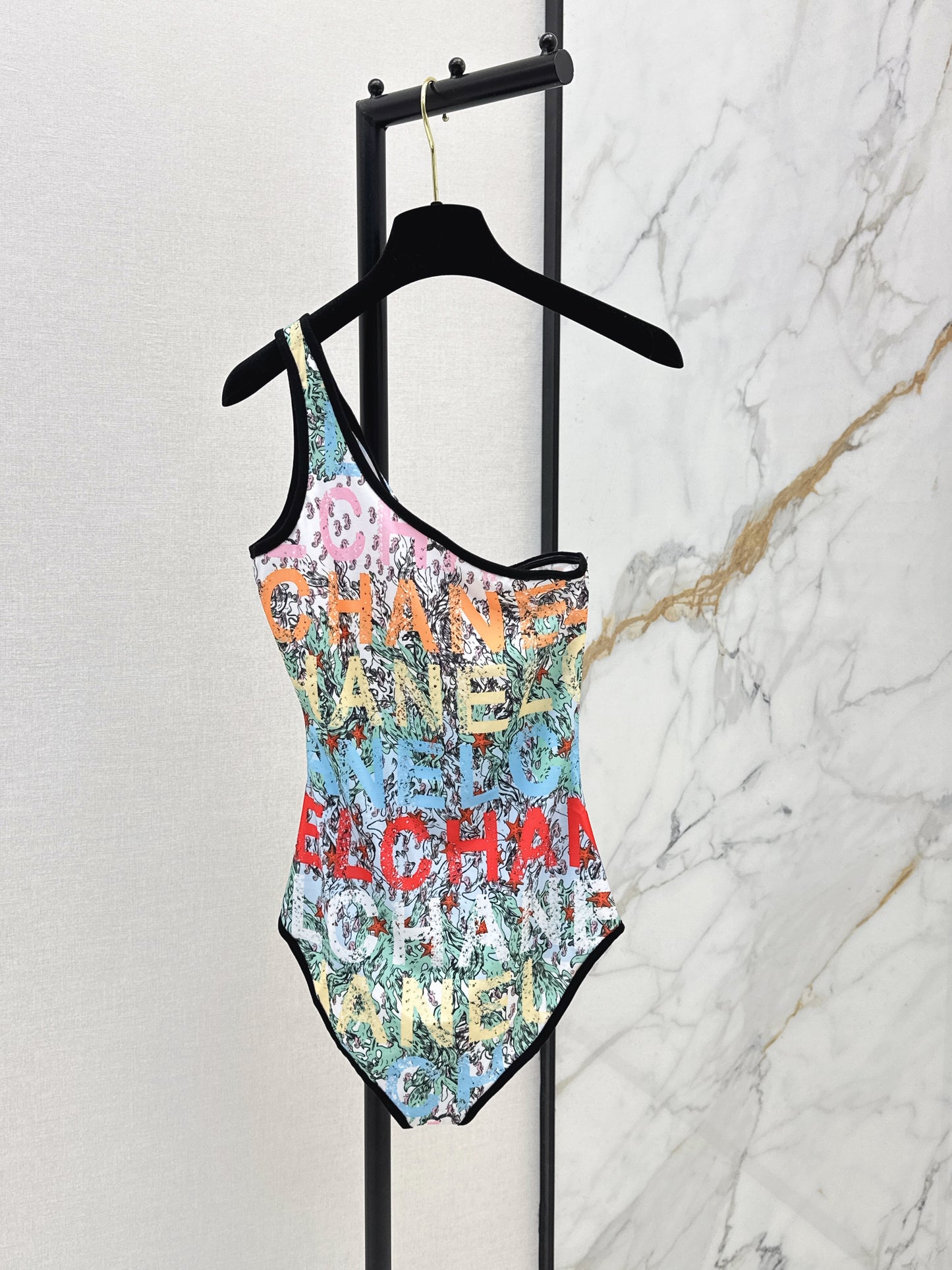 New one-shoulder graffiti one-piece swimsuit