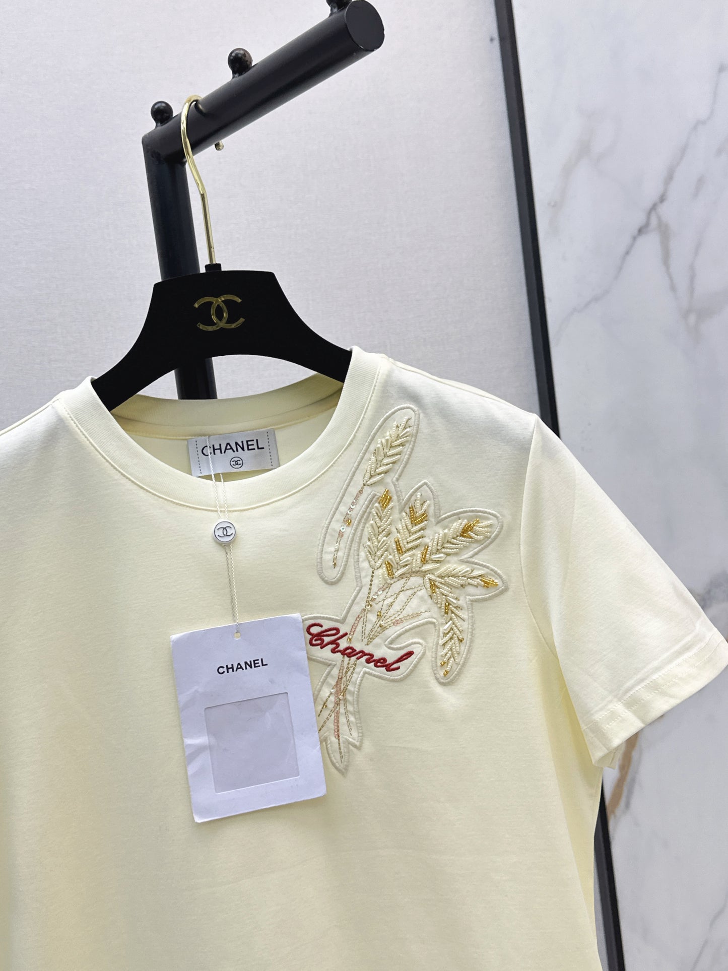 26SS - New Heavy Embroidery Beaded Letter Short-Sleeve T-Shirt + Tweed High-Waisted A-Line Skirt