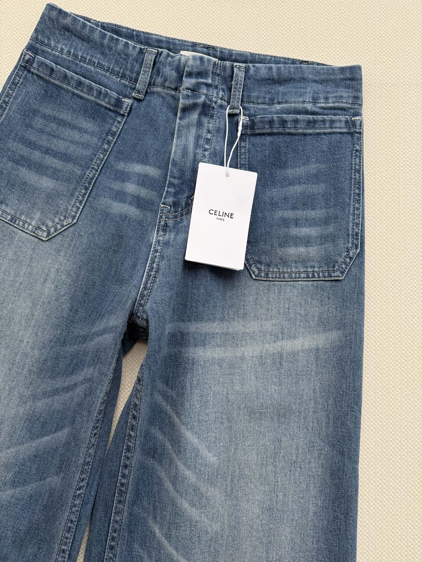 26 Spring/Summer Flared Jeans