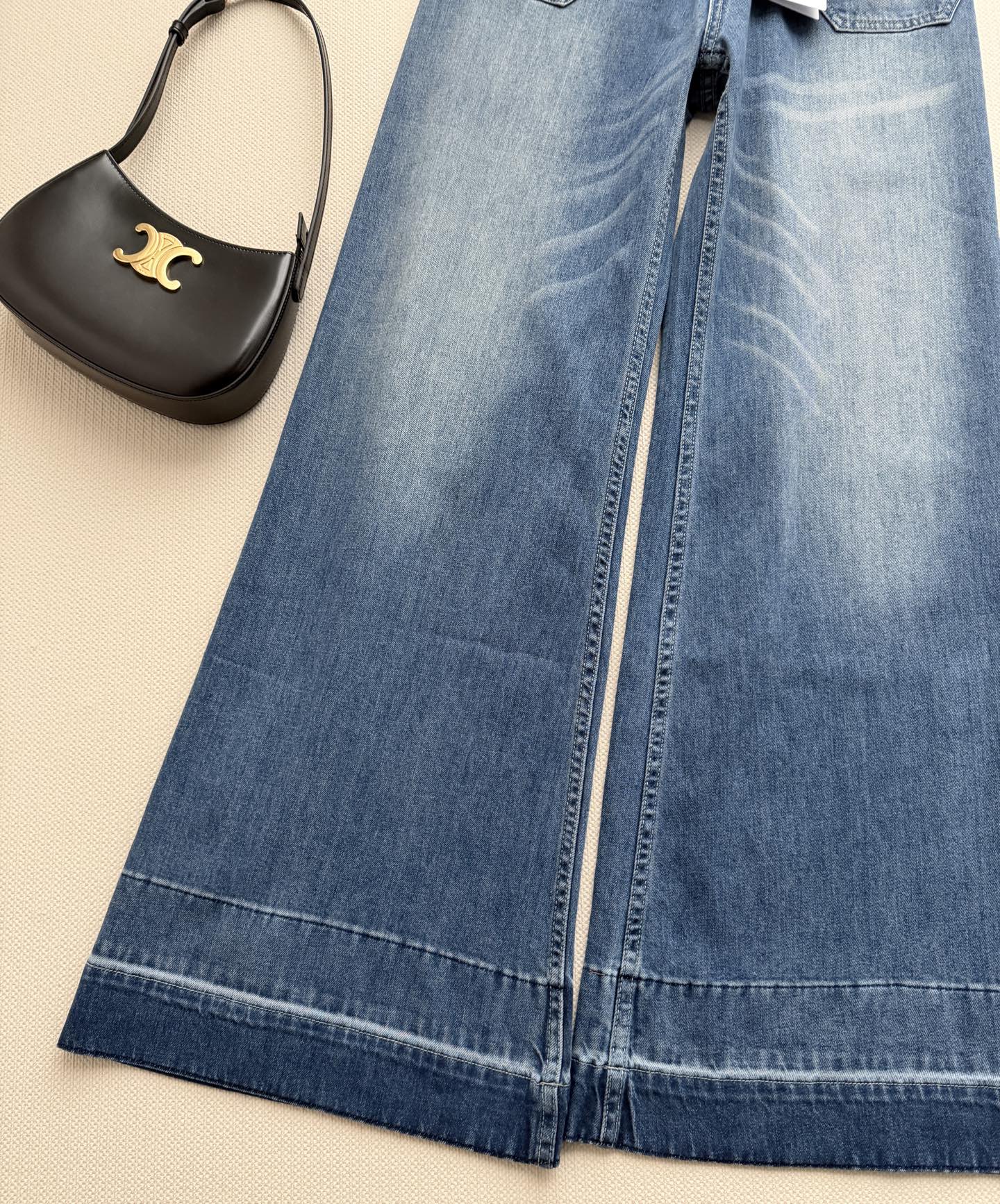 26 Spring/Summer Flared Jeans