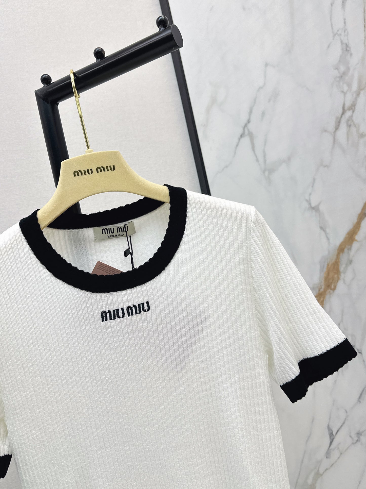26SS - New Color-Blocked Trim Short-Sleeve Slim Fit