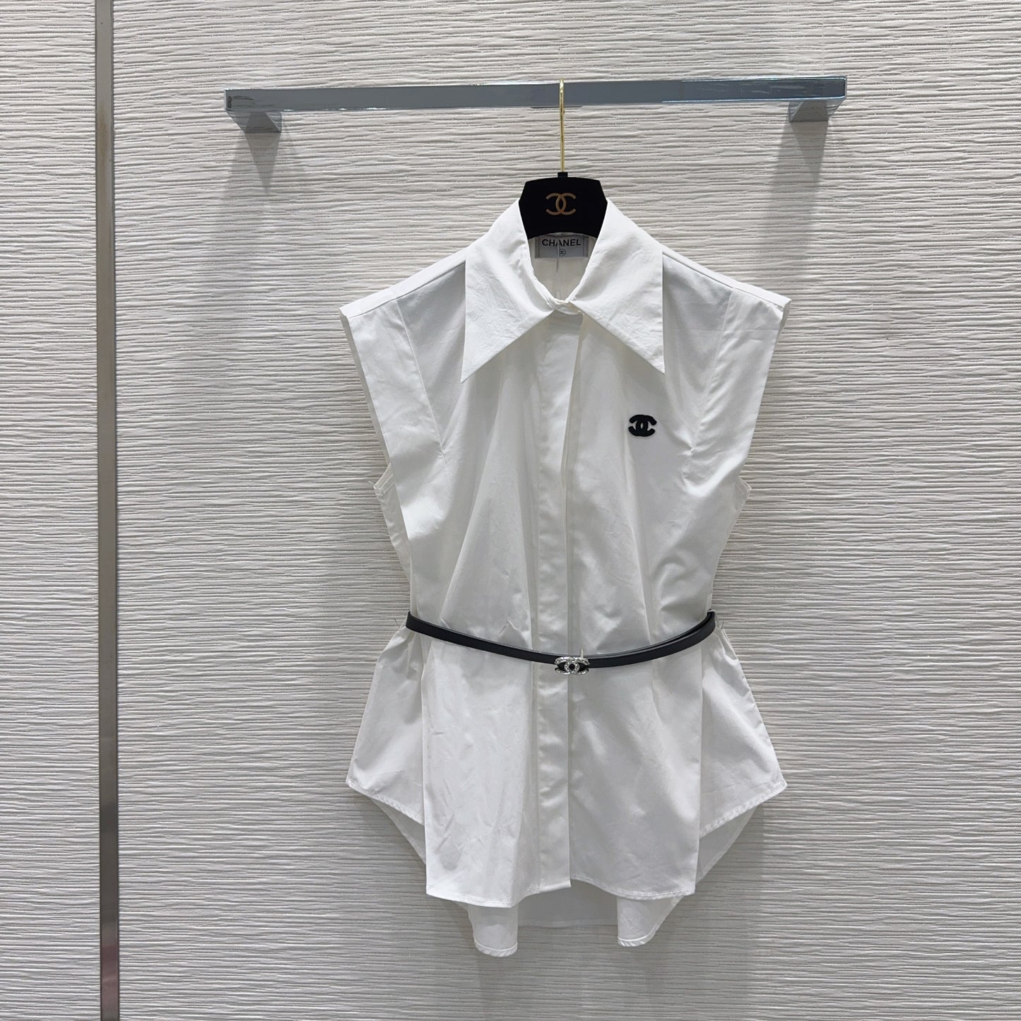 New three-dimensional cut shirt