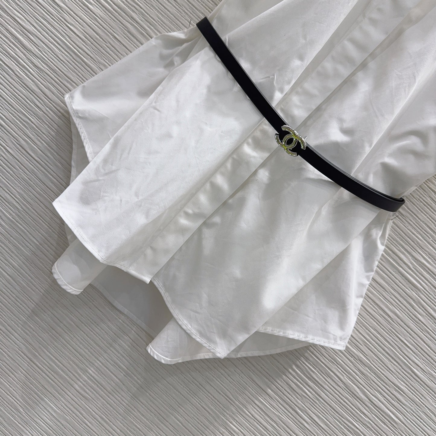 New three-dimensional cut shirt