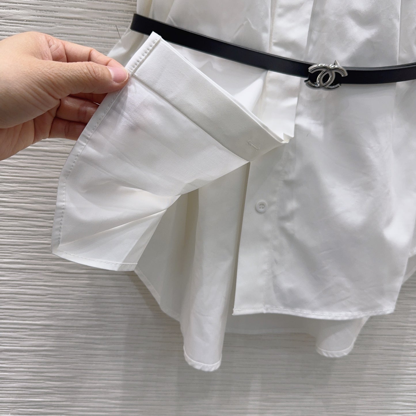 New three-dimensional cut shirt