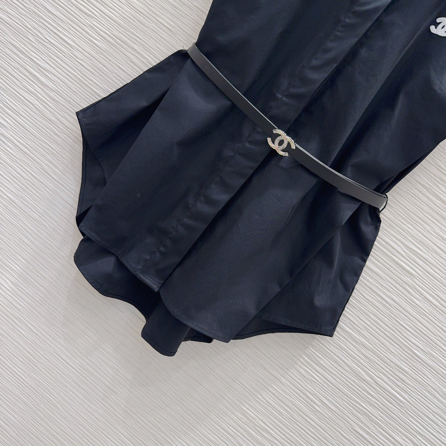 New three-dimensional cut shirt