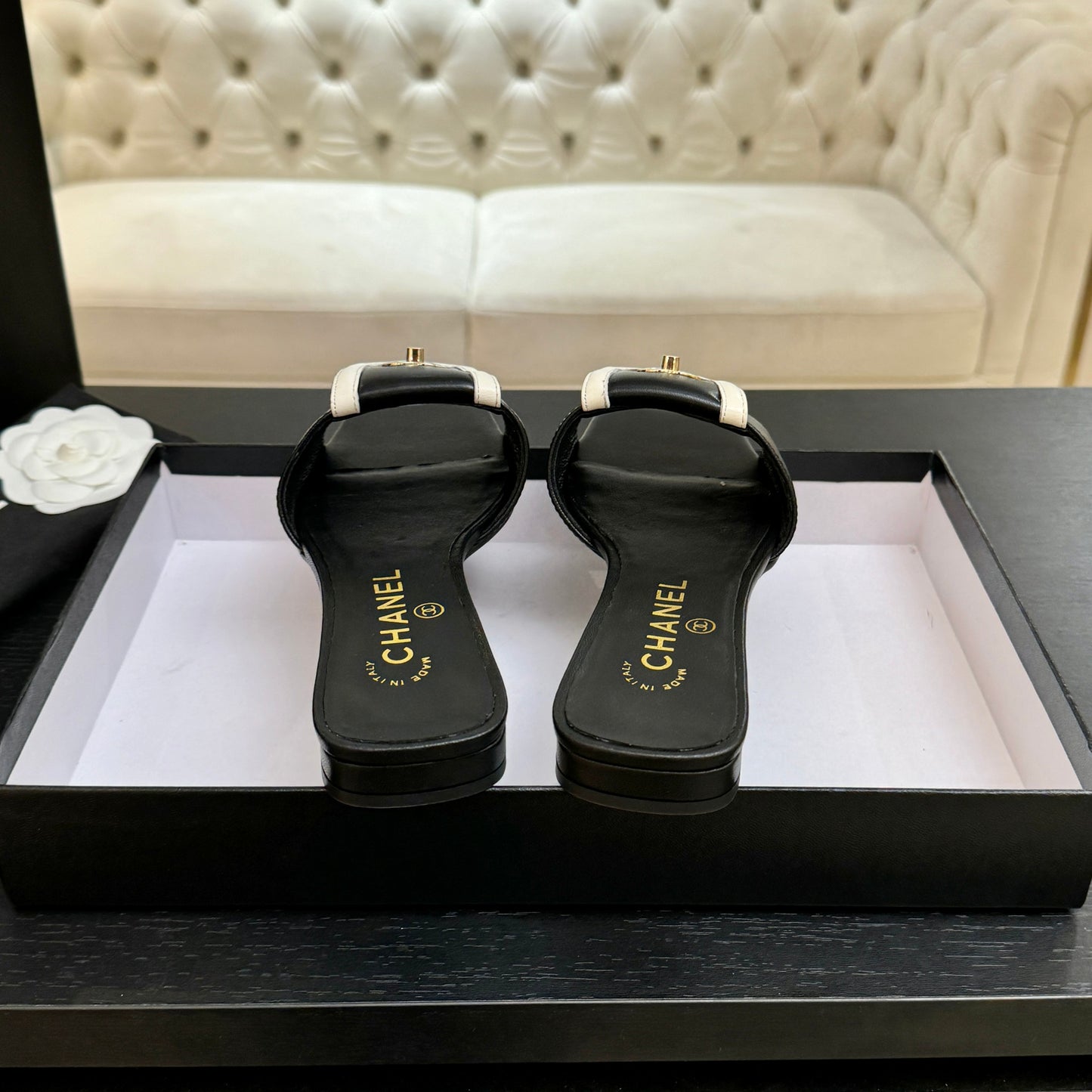 Backpack buckle square-toe slippers