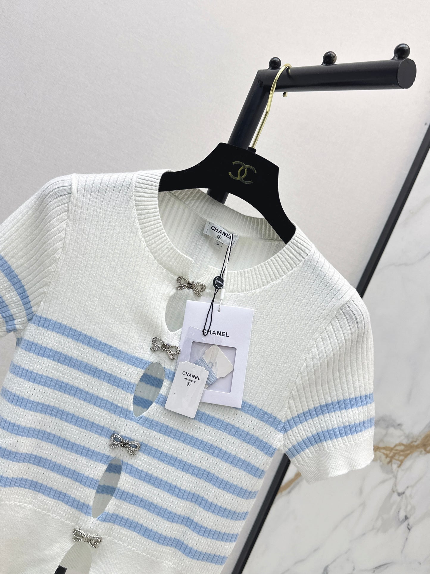 26SS - New striped knit top with bow embellishment