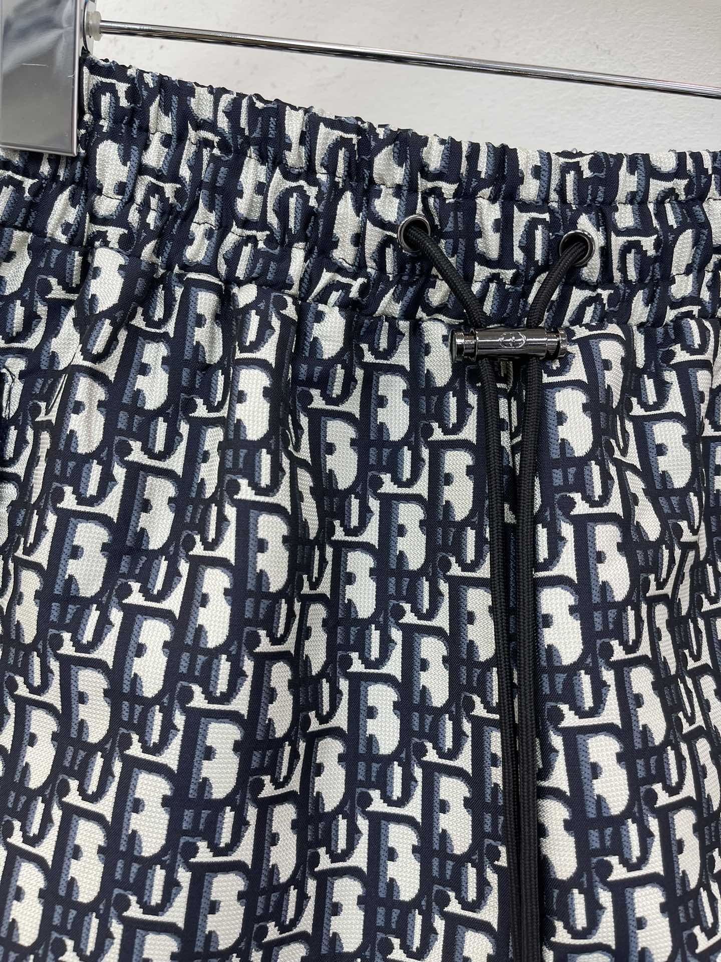 Blue taffeta jacquard shorts