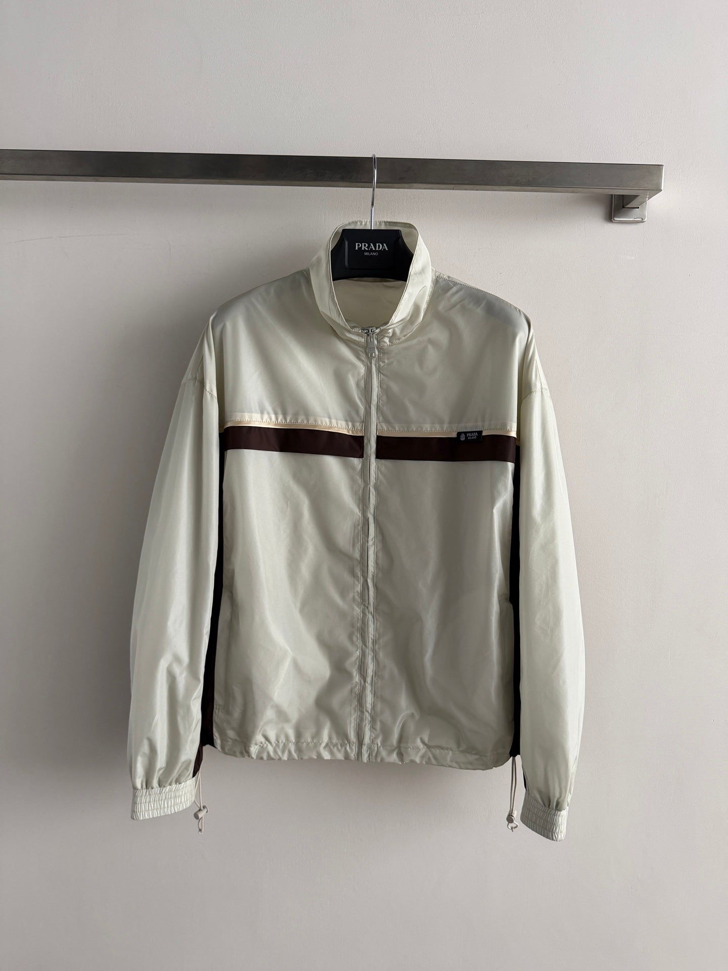 New color-blocked nylon jacket