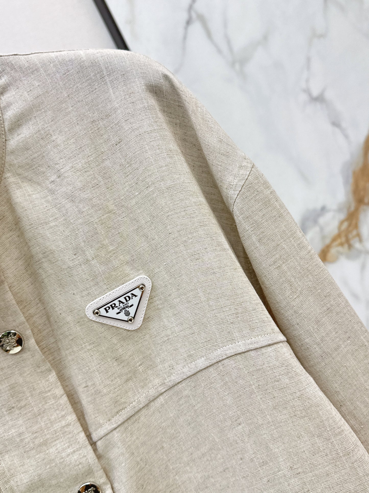 New short, high-quality linen jacket