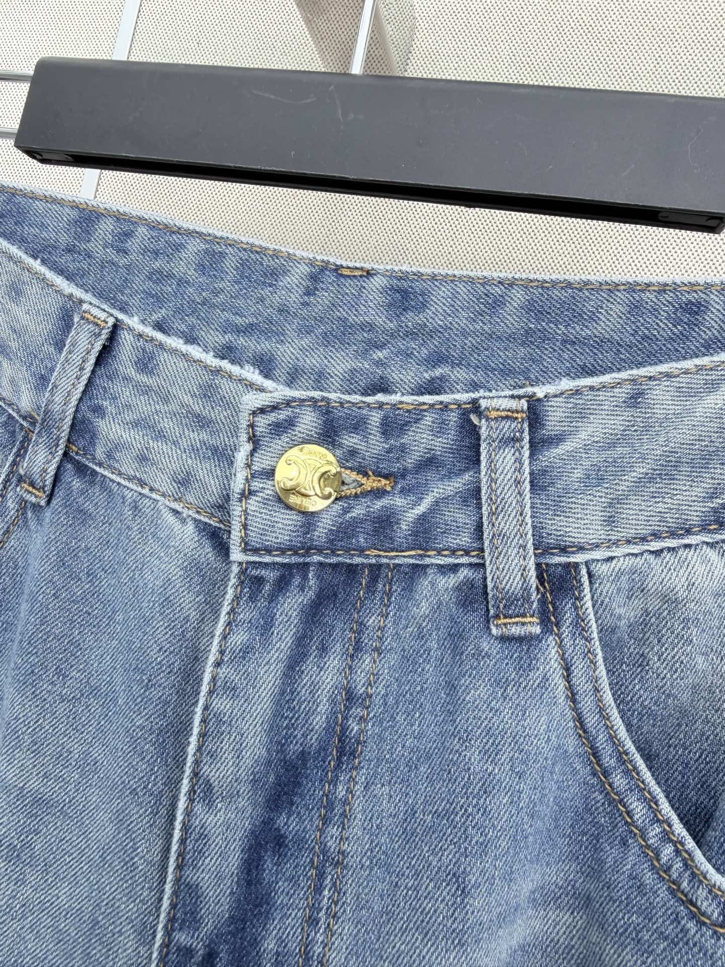 26 Spring/Summer New Straight Leg Jeans