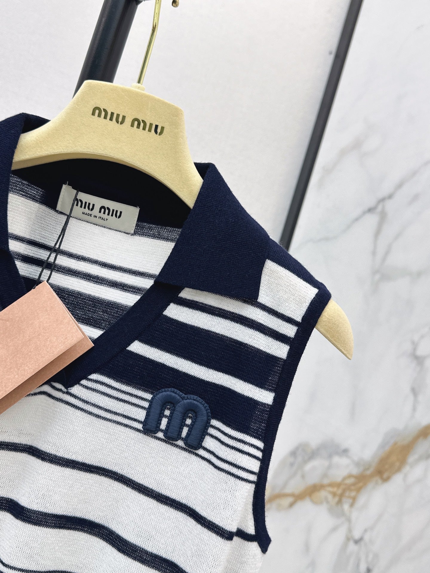 26SS — New Striped Sleeveless Knitted Vest