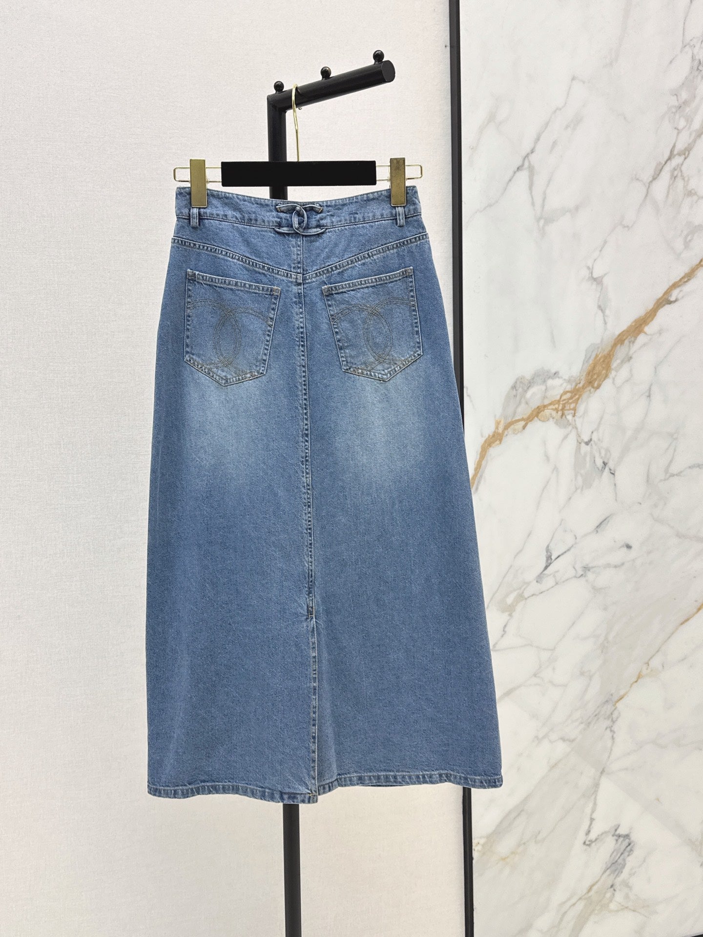 26Ss - Vintage Distressed Washed Denim Skirt