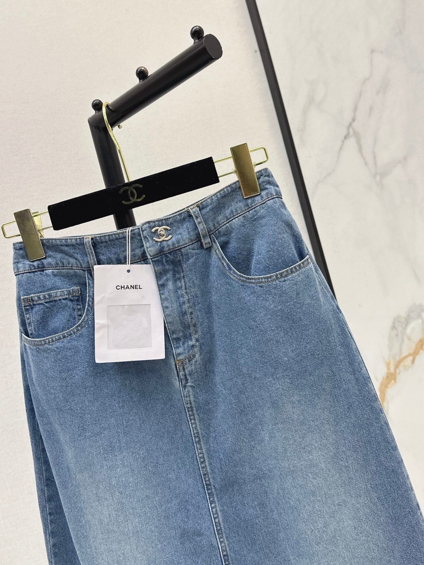 26Ss - Vintage Distressed Washed Denim Skirt