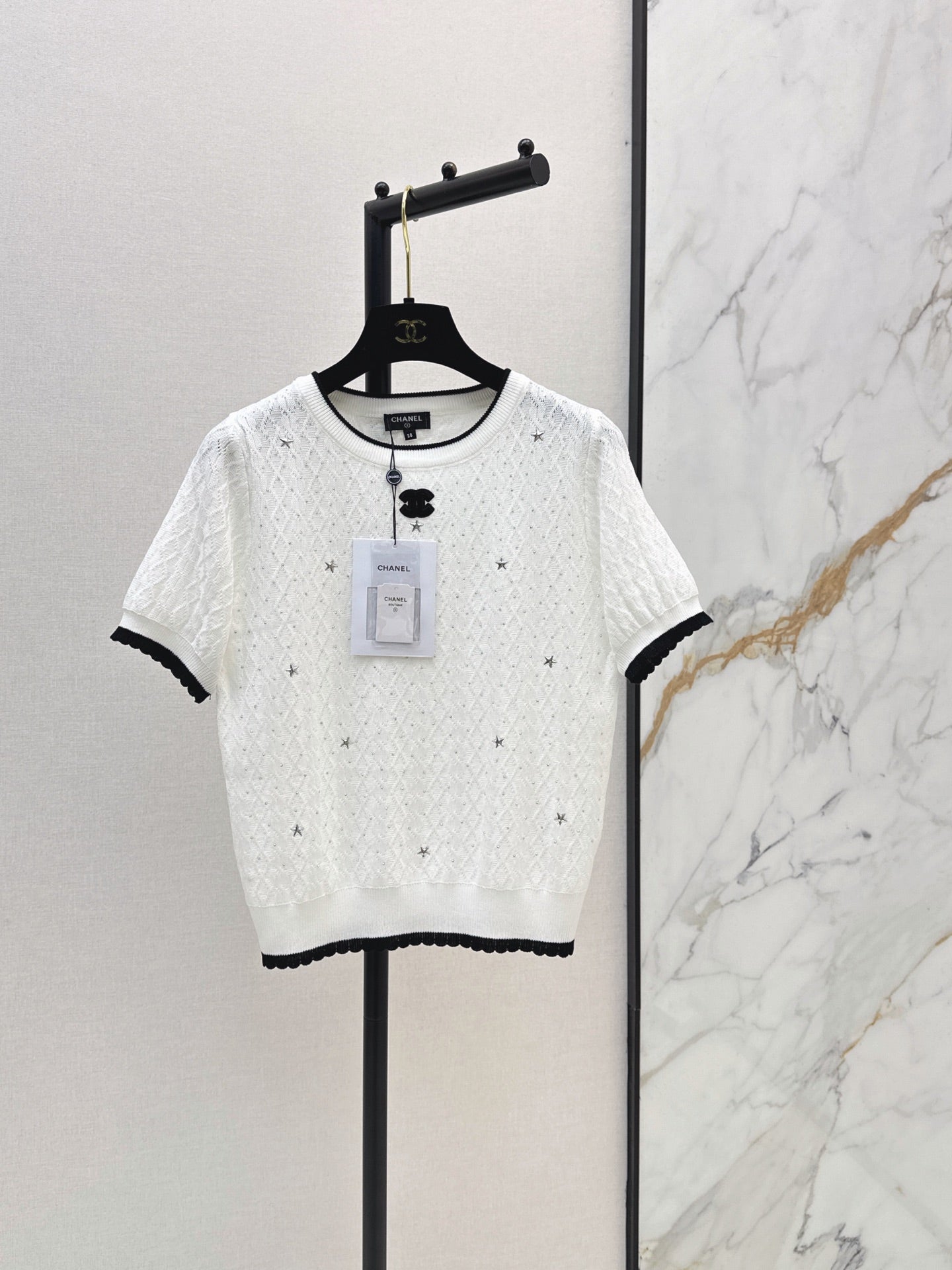 26Ss - New Logo-Decorated Short-Sleeve Knit Sweater