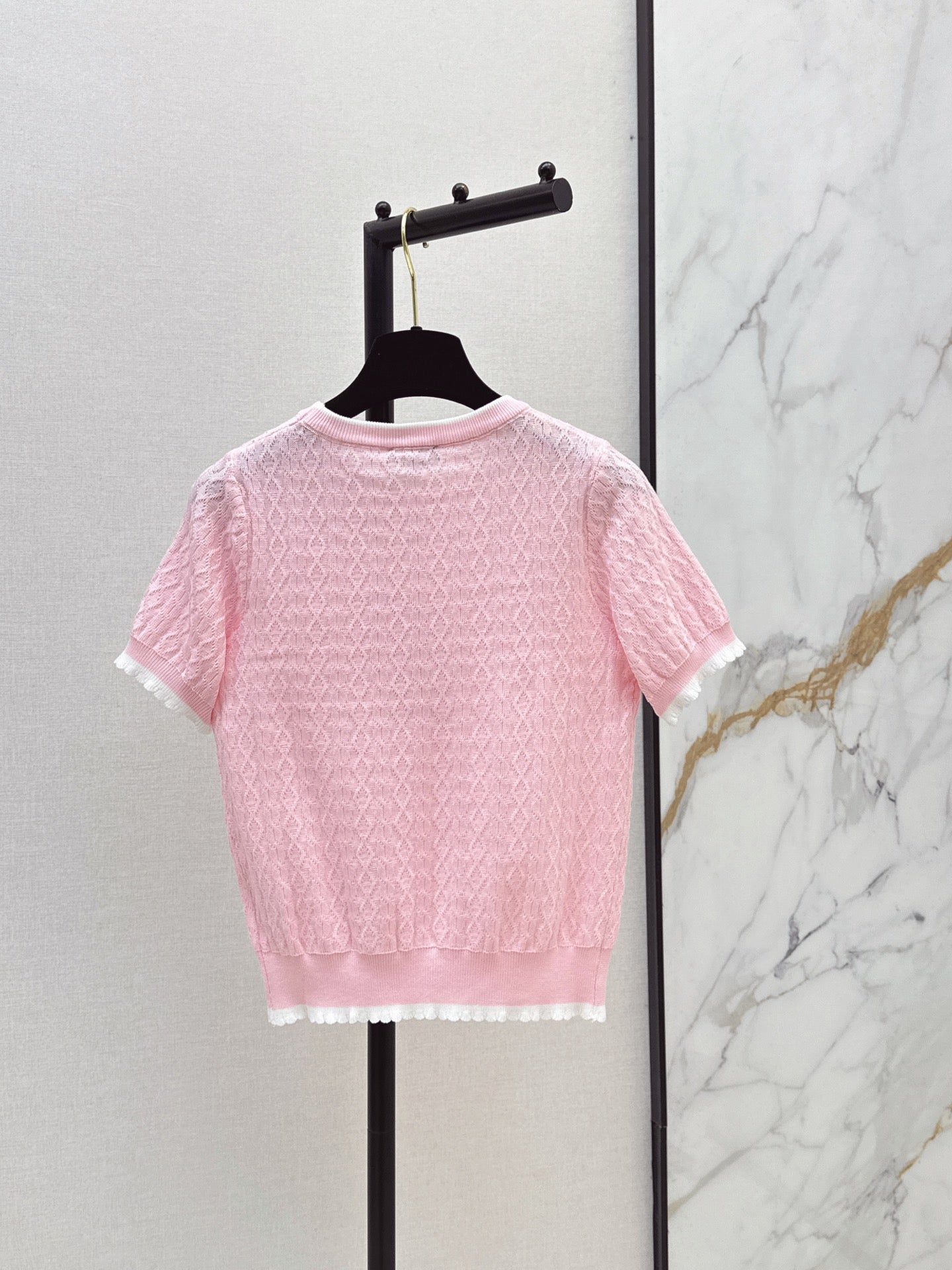 26Ss - New Logo-Decorated Short-Sleeve Knit Sweater