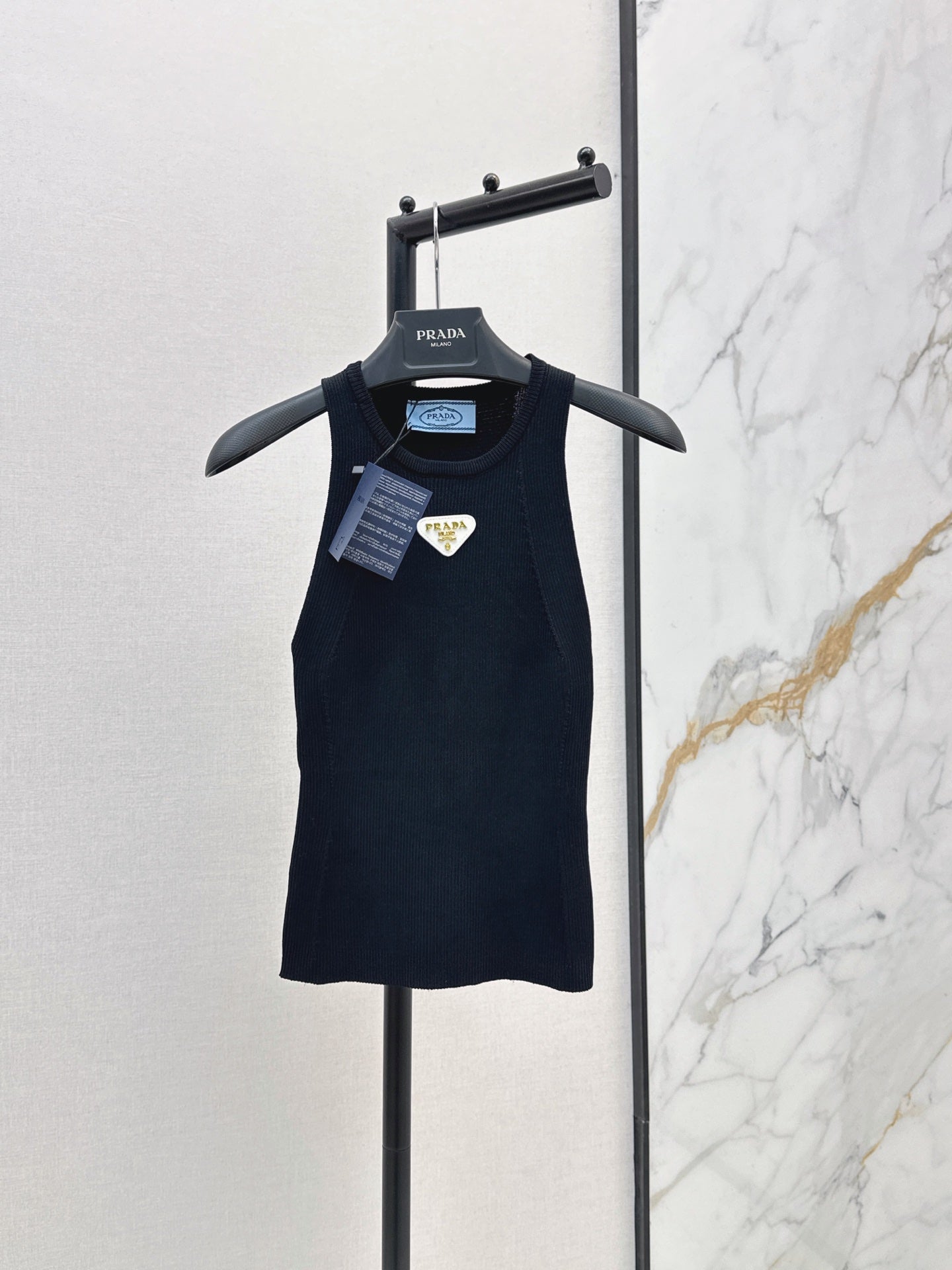 26Ss - Knitted Vest
