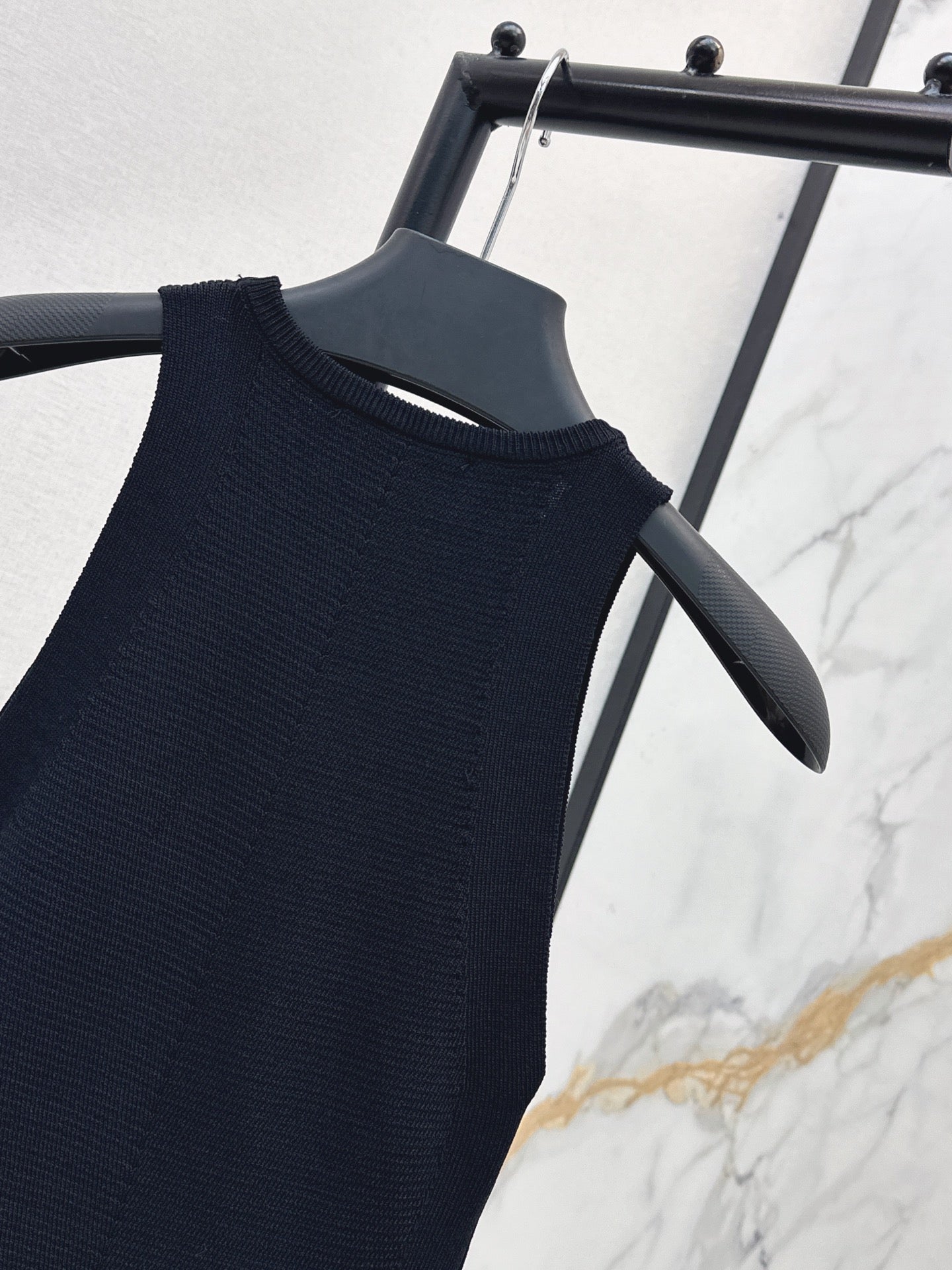 26Ss - Knitted Vest