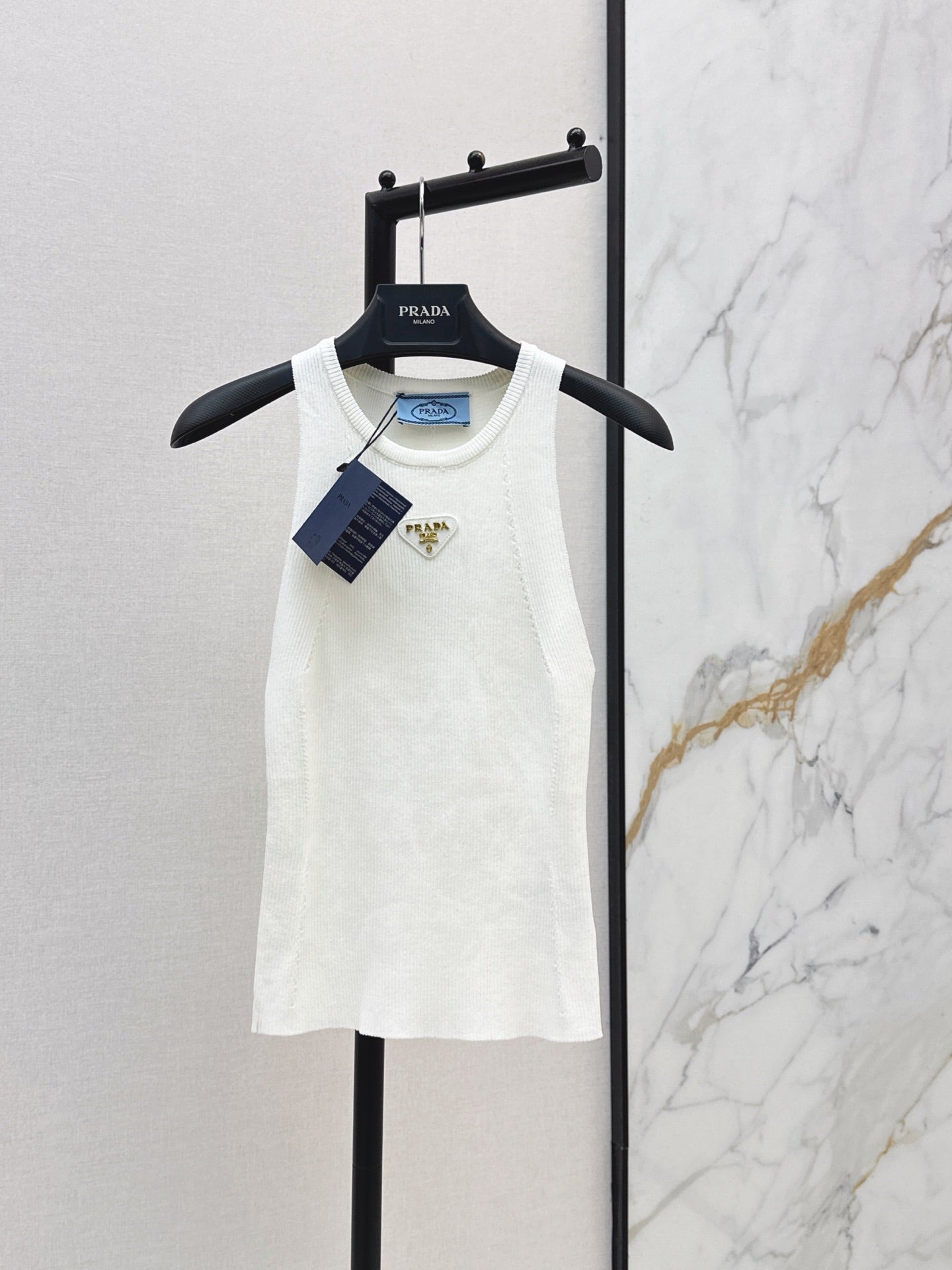 26Ss - Knitted Vest
