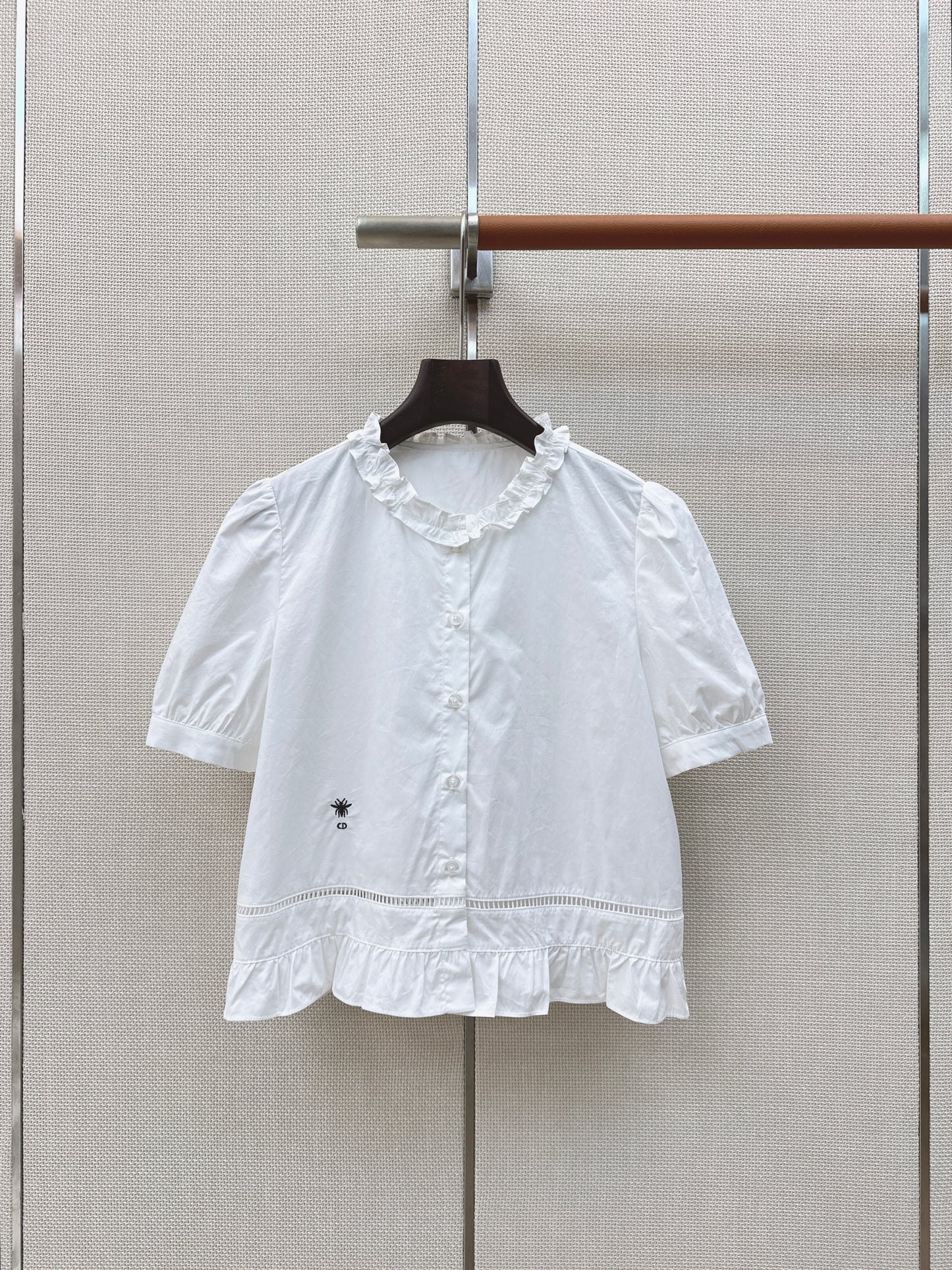 26SS - New style bee embroidered ruffled lace shirt