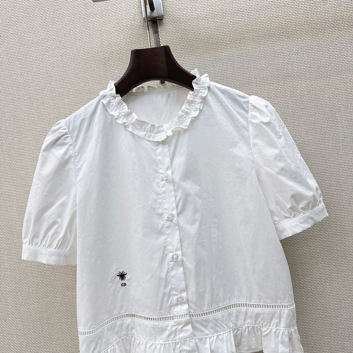 26SS - New style bee embroidered ruffled lace shirt