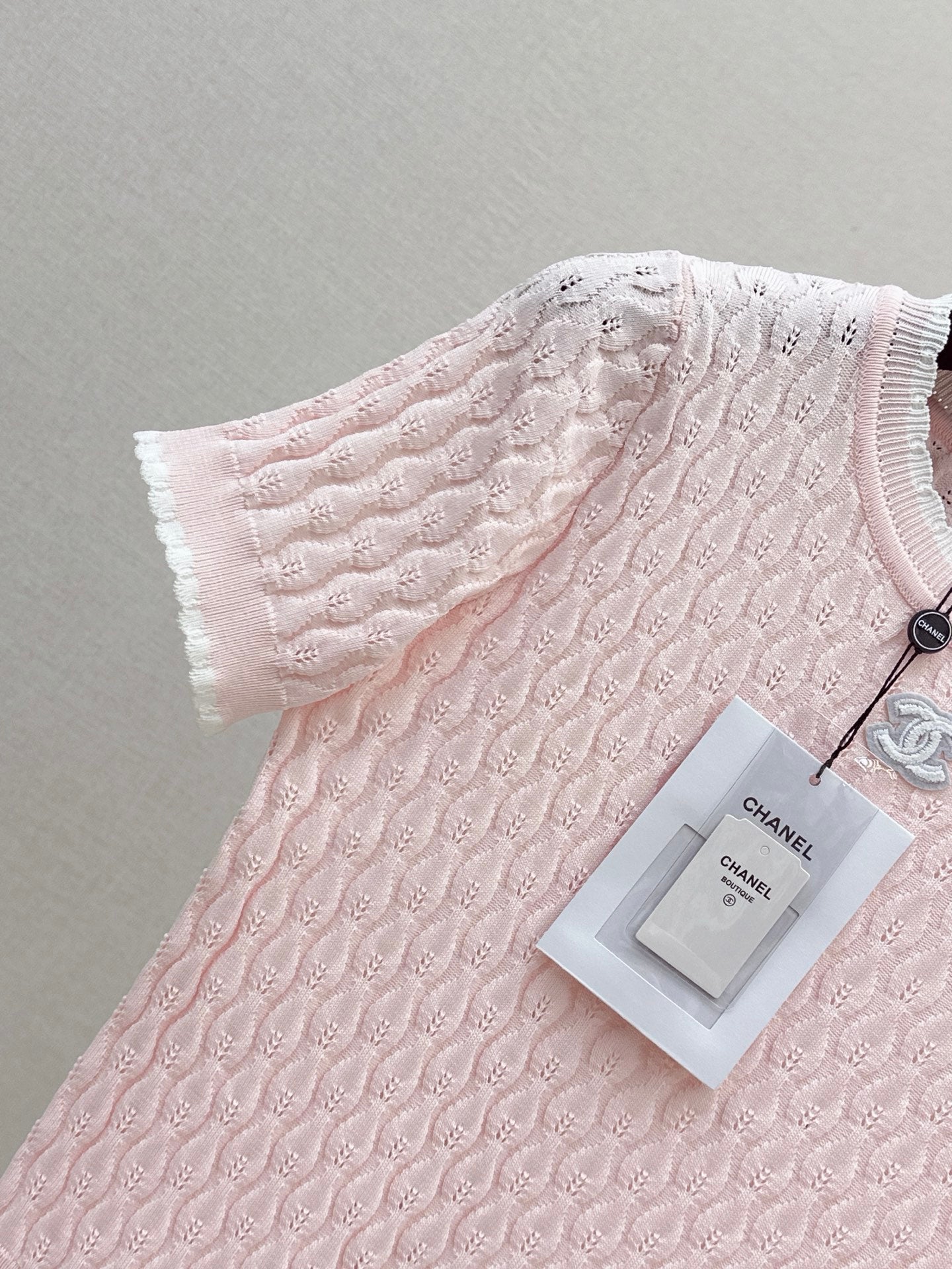 26SS — New Logo-Decorated Knitted Short-Sleeve T-Shirt
