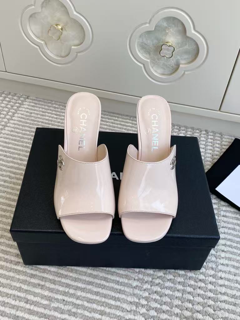 26NEW Spring/Summer New High-Heeled Slippers
