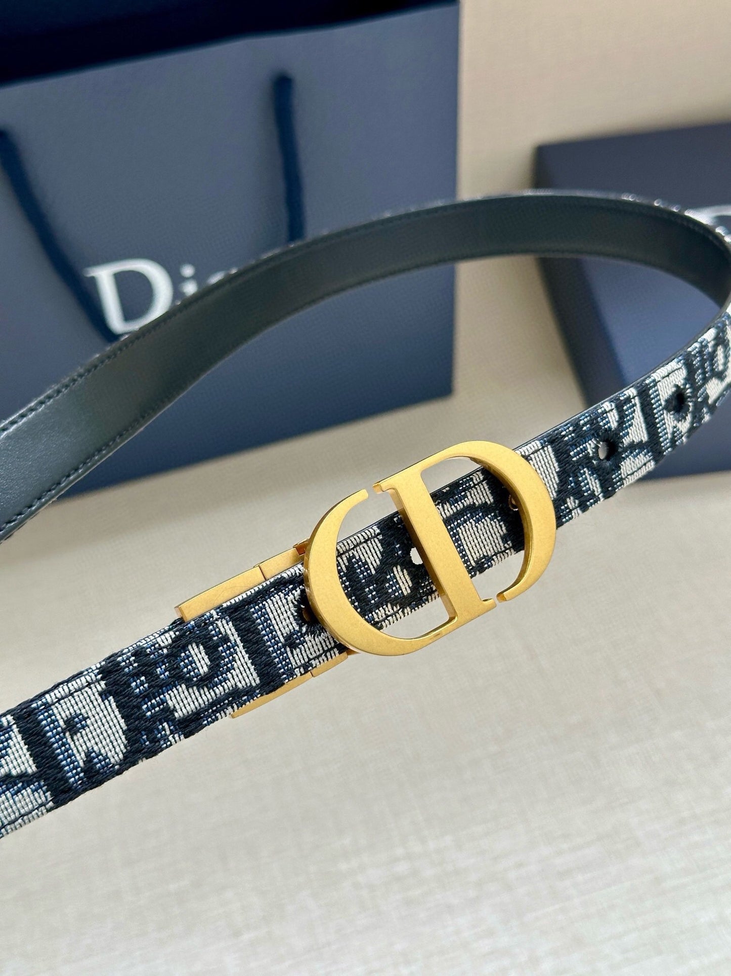 25FW NEW Classic Belt